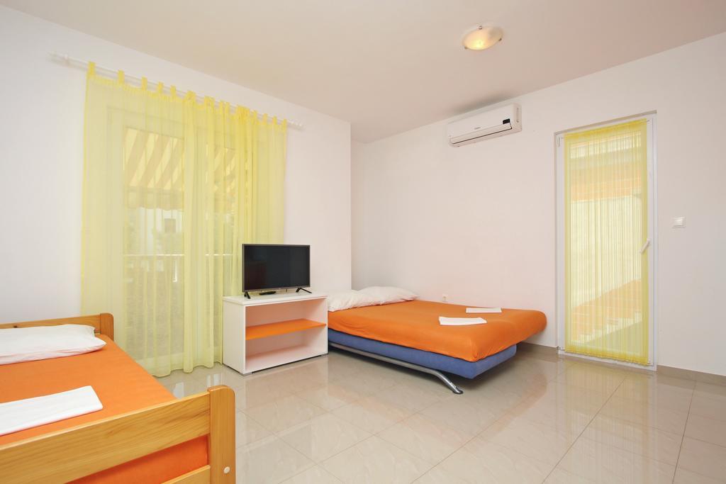 נובליה Apartmani Ruza מראה חיצוני תמונה