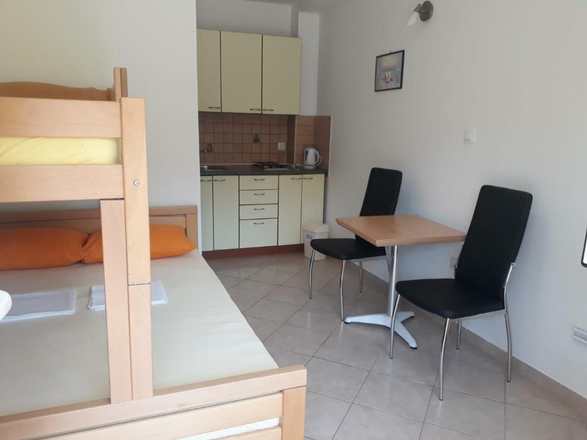 נובליה Apartmani Ruza מראה חיצוני תמונה