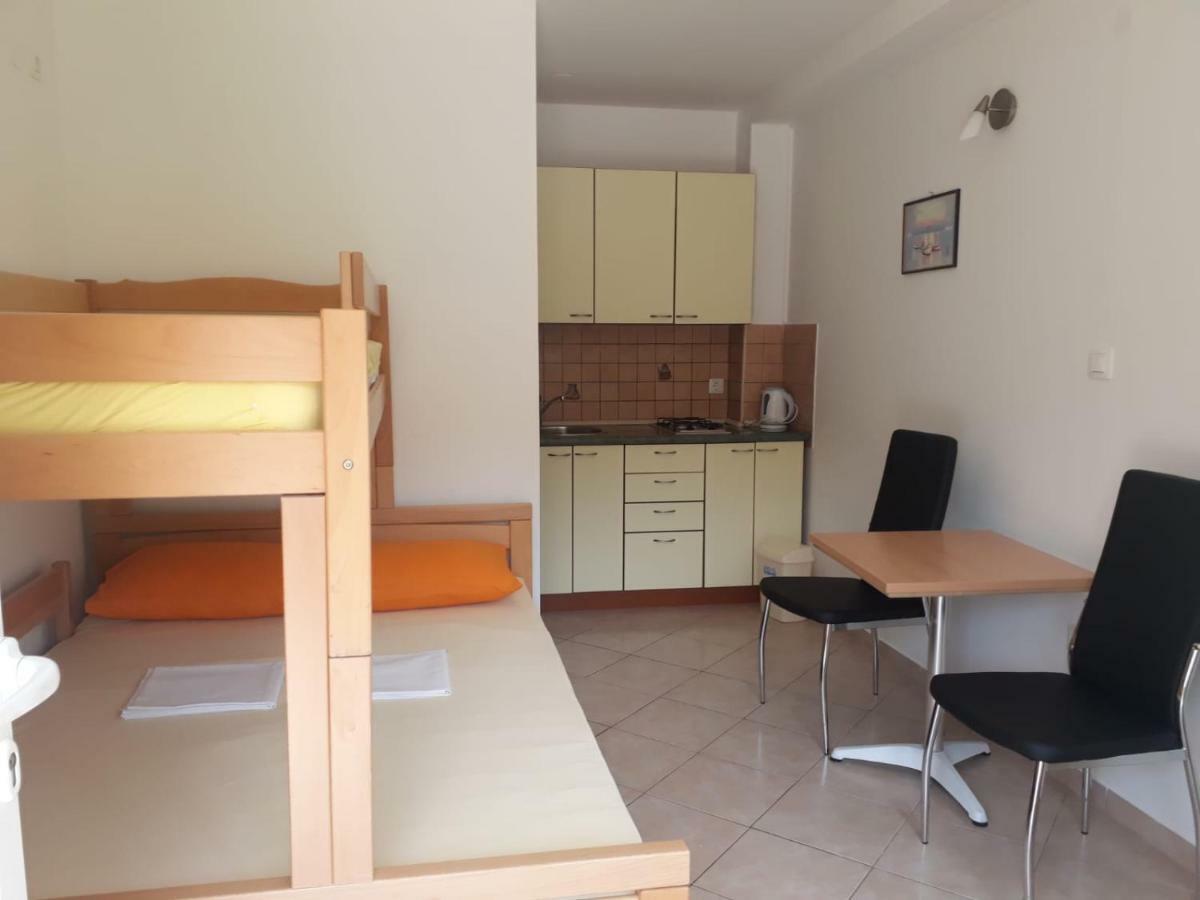 נובליה Apartmani Ruza מראה חיצוני תמונה